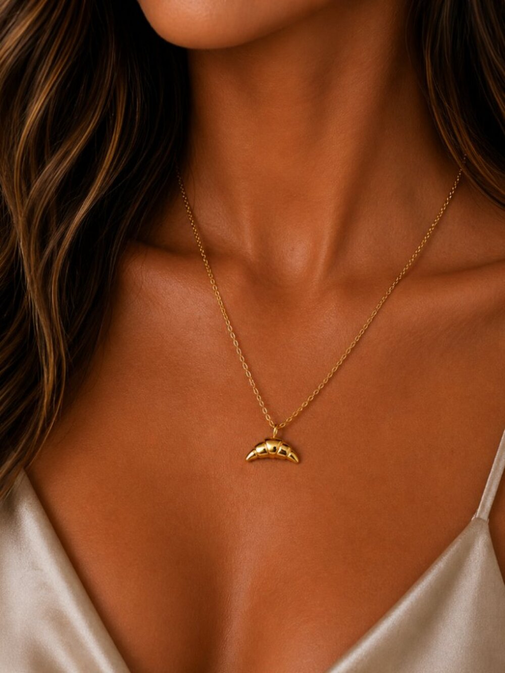 Croissant pendant necklace